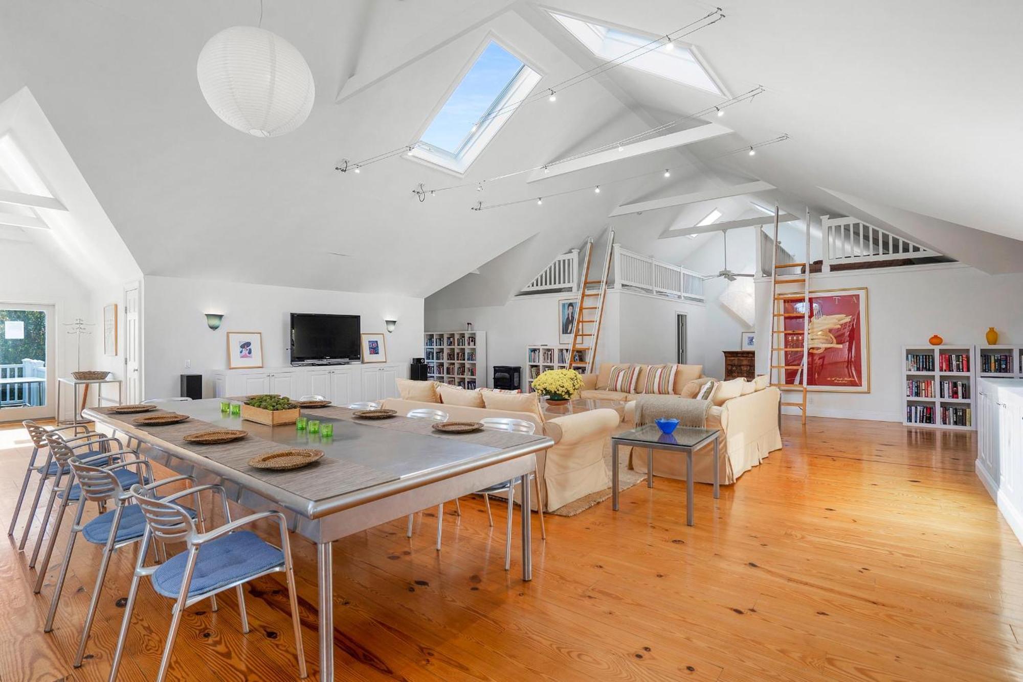 Large Modern North Fork Barn:Vineyards In Backyard, Harbes Farms Villa Mattituck Екстериор снимка